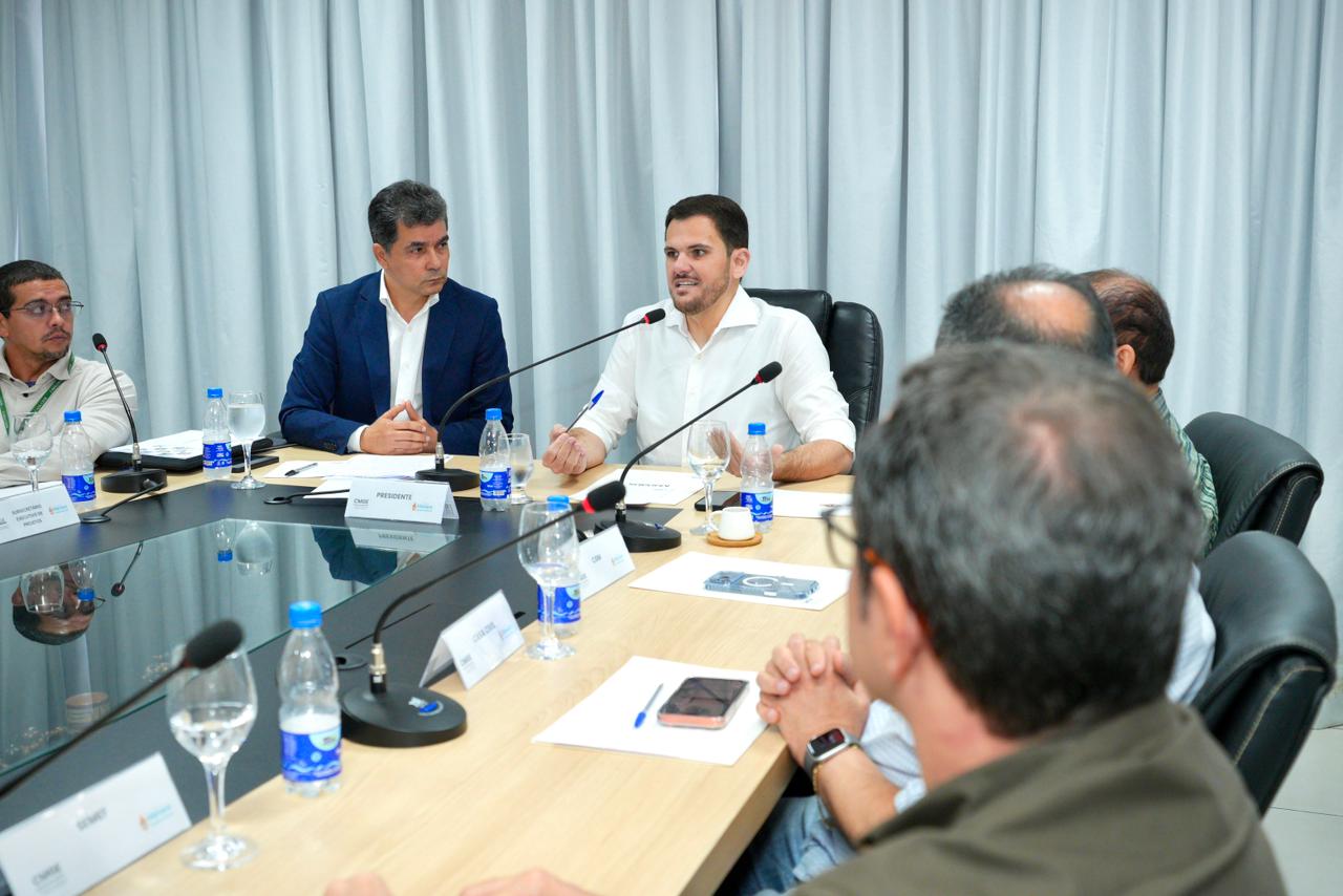 Prefeito Renato Junior destaca planejamento da ‘Manaus do Futuro’ em reunião técnica do CMGE