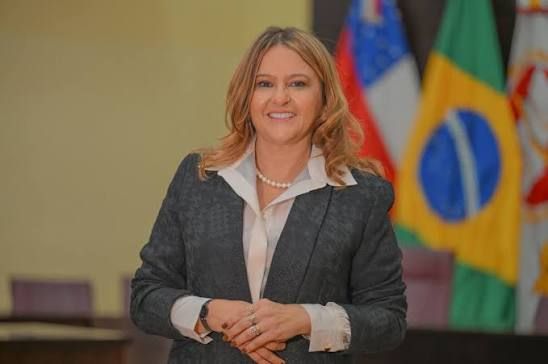 Lula nomeia Laura Lucas para vaga de juíza no TRE-AM